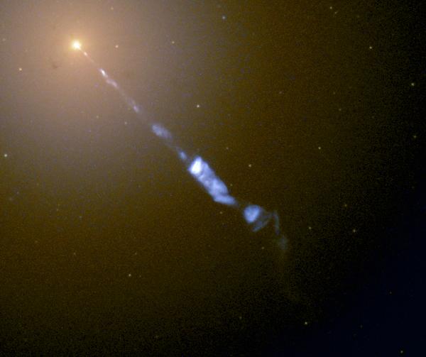 Джет из галактики с активным ядром M87 (иллюстрация NASA / The Hubble Heritage Team.)